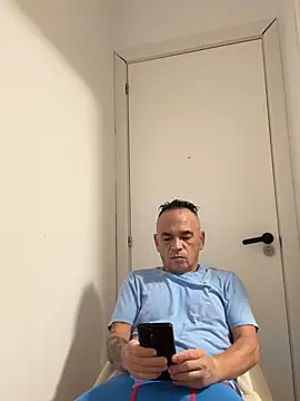mateocali25 online show from July 15, 3:19 pm