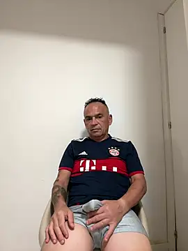 mateocali25 online show from June 1, 8:20 pm