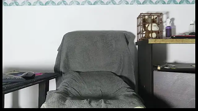 Manbigcocklatin online show from April 9, 4:32 am