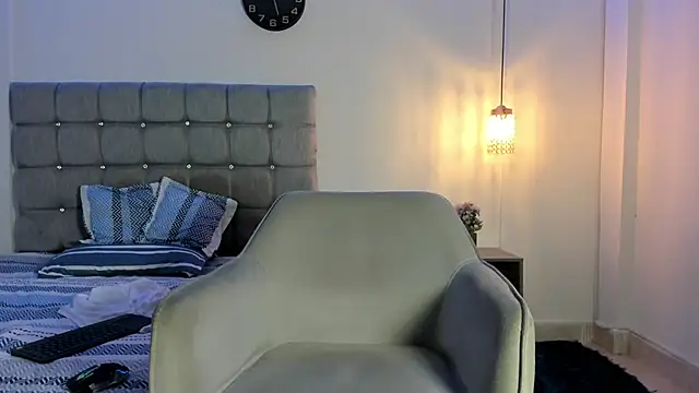 samxx muscle online show from October 20, 4:33 pm