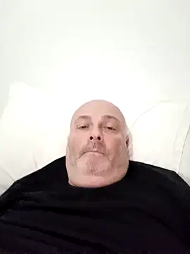 Alexis Bull online show from February 13, 8:47 pm