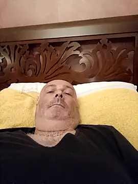 Alexis Bull online show from September 10, 2:49 pm