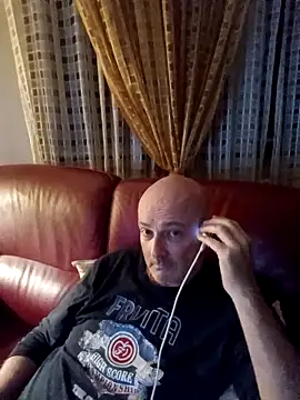 Alexis Bull online show from October 23, 11:19 pm