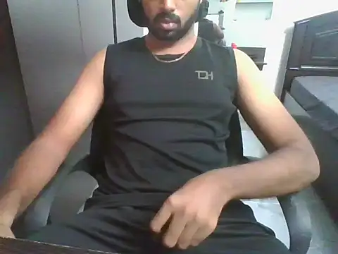 lovelyakash69 online show from March 14, 5:58 am