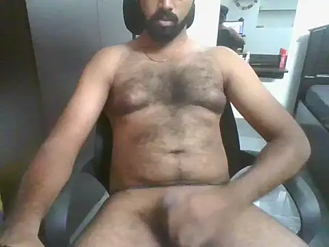 lovelyakash69 online show from February 10, 9:58 am