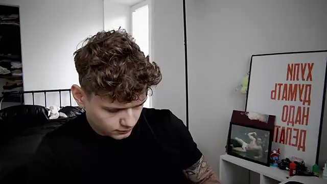 DanyDavis online show from September 24, 8:24 am