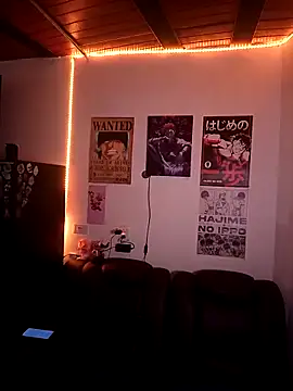 Chris  Jones online show from April 15, 1:05 am