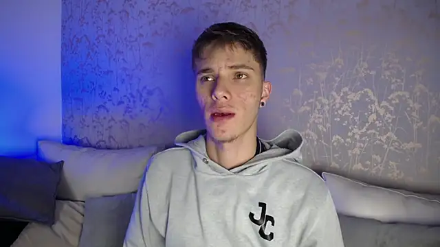 Robbin Blaze online show from January 14, 5:23 am