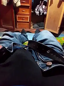 luuiss12 online show from February 17, 10:52 pm