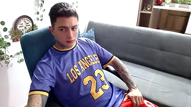 santii ss online show from March 30, 12:11 am