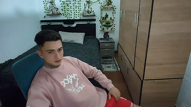 santii ss online show from April 16, 12:21 am