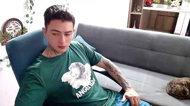 santii ss online show from March 31, 12:45 am