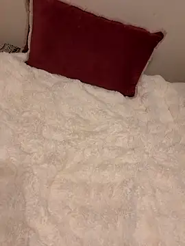 Snapshot of Montana_6996 chatting on October 17, 11:20 pm Montana 6996 online show from October 17, 11:20 pm