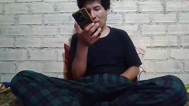 LecheDeSoya666 online show from January 15, 4:05 am