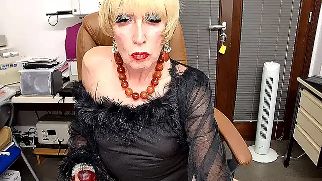 ROBY SWEETHOT online show from July 8, 9:08 pm