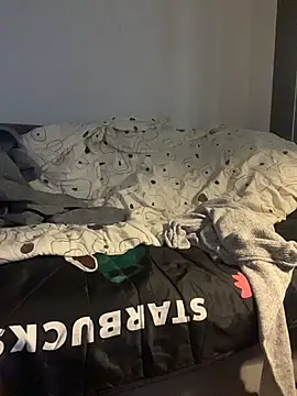 pophiboy online show from February 11, 1:21 am