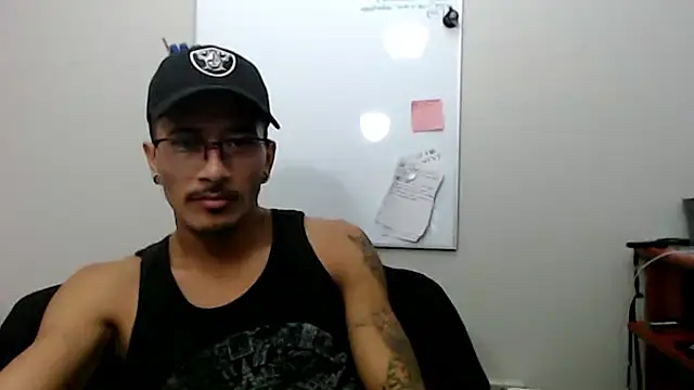 tanjir020 online show from February 8, 5:24 am