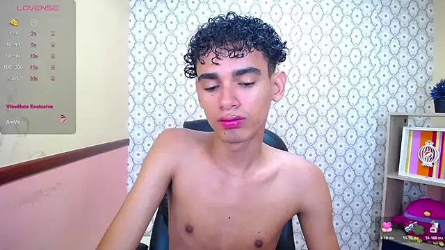 Blake Mils online show from November 6, 7:39 pm