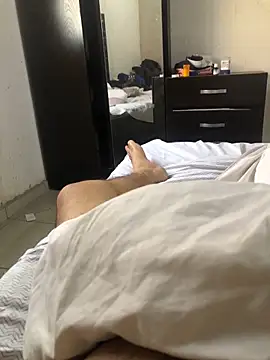 Vicporn0398 online show from April 5, 3:52 pm