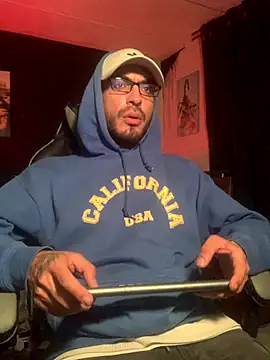 malek xarx  online show from December 17, 2:30 am