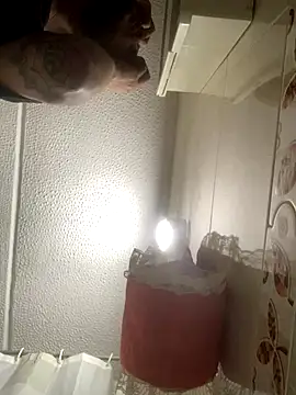 malek xarx  online show from November 14, 2:04 am