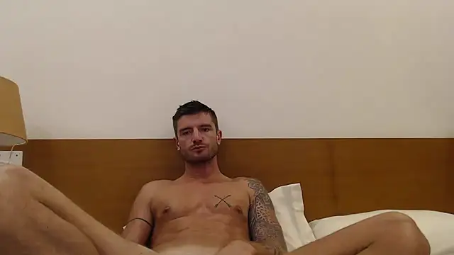 aleks hot1234 online show from April 13, 12:50 pm