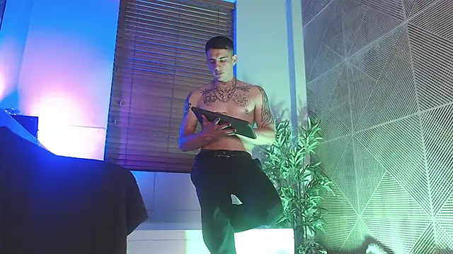 Dustin Sonne online show from April 1, 9:00 am