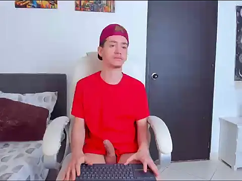 ThiagooJames online show from February 27, 12:39 pm