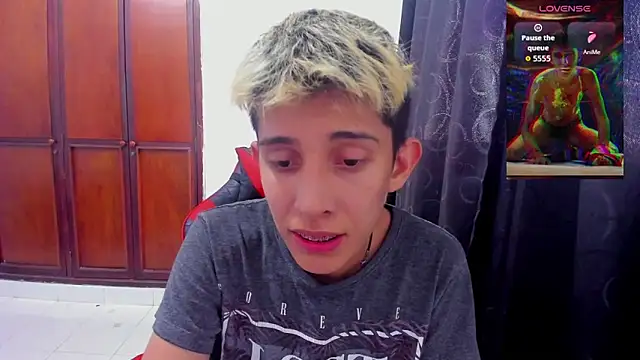 gomitaboy 1 online show from September 8, 8:30 pm