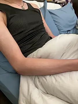 ggfddghuu online show from February 12, 4:35 pm