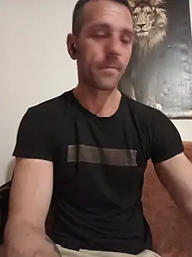 Fabrizzio18  online show from May 18, 8:24 pm