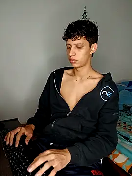 Allnei online show from December 15, 9:23 pm