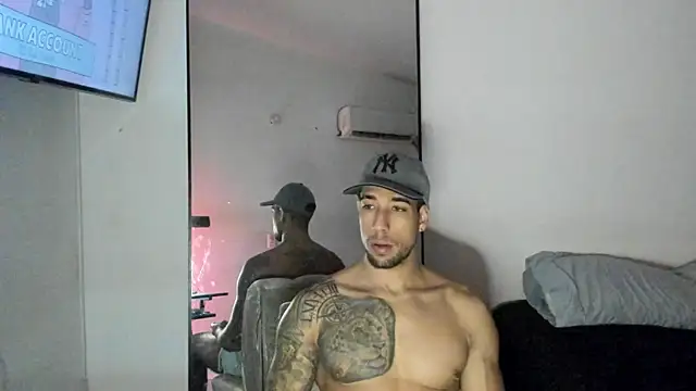 Snapshot of ThiagoLugo chatting on September 11, 1:48 am ThiagoLugo online show from September 11, 1:48 am