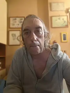 bi dare online show from April 8, 5:43 pm