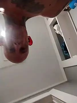 Snapshot of hugenicecock7979 chatting on October 3, 6:07 am hugenicecock7979 online show from October 3, 6:07 am