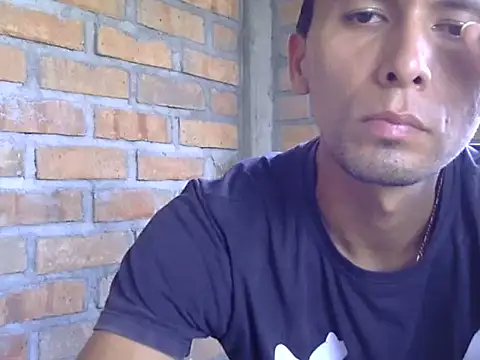 Boycumlatino online show from October 15, 9:00 pm