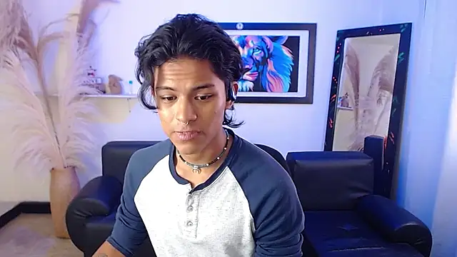 Snapshot of dreyk20 chatting on September 26, 6:38 pm dreyk20 online show from September 26, 6:38 pm