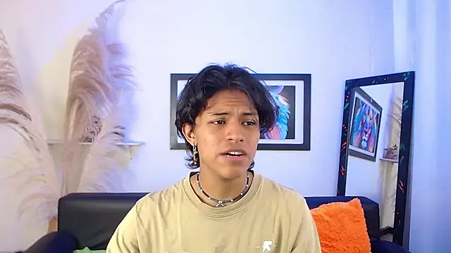 Snapshot of dreyk20 chatting on October 11, 1:59 pm dreyk20 online show from October 11, 1:59 pm
