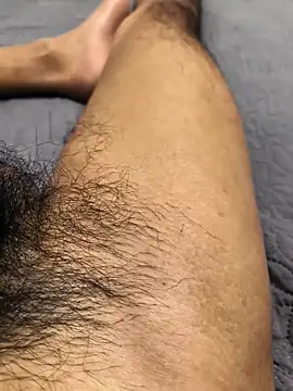 Yucsingl1 online show from April 11, 1:13 am