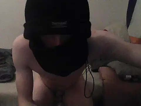 Wojtek150398 online show from October 8, 7:07 pm