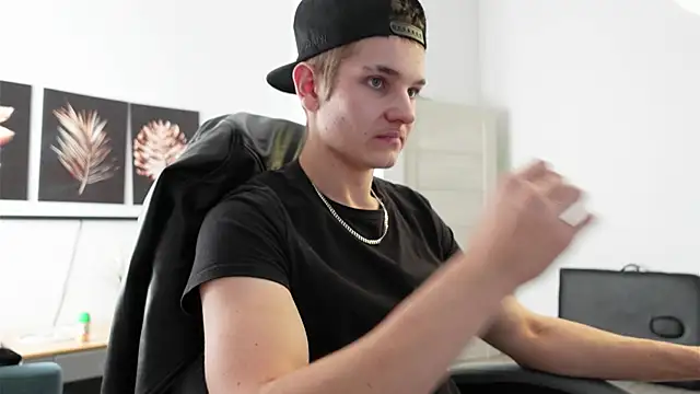 Mark Karson online show from October 12, 12:21 pm