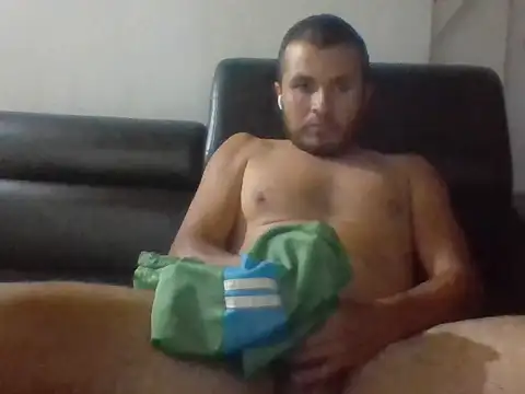 santiii   12 online show from April 15, 5:29 am