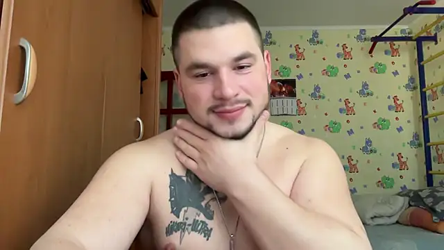 chiraq1945 online show from March 1, 7:52 am