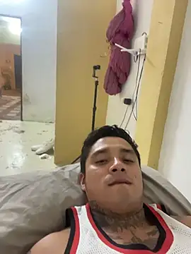 siilvestremx online show from November 13, 5:56 am