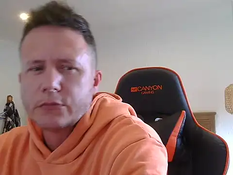 TroyDieselXXX online show from March 25, 6:17 am