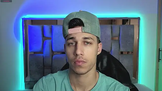 orionblaze69  online show from April 18, 8:27 am