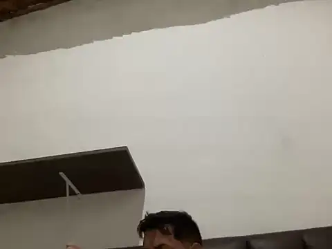 Almir10 online show from March 3, 9:10 pm