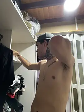 samm4044 online show from March 5, 1:02 am