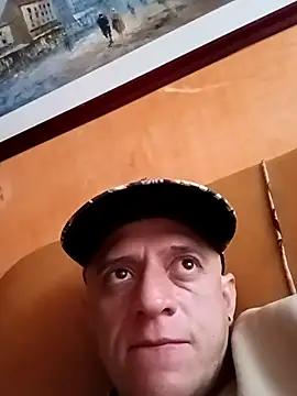 Snapshot of leon8013A chatting on September 12, 12:38 pm leon8013A online show from September 12, 12:38 pm