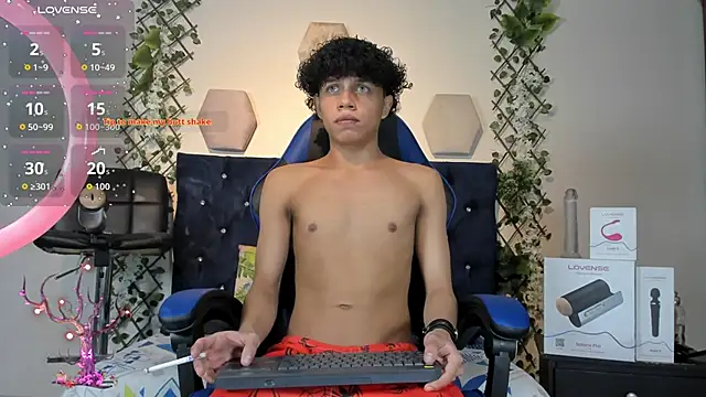  taylor black online show from November 10, 8:36 pm